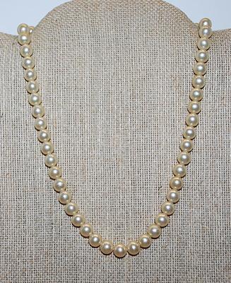 Off-White Faux PEARL CHOKER NECKLACE WITH Slide-In Graphic Designed Clasp 15" L