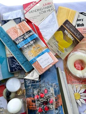 Big Lot of Vintage Sewing Notions and Patterns