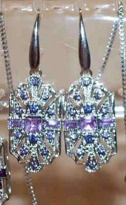 Purple/Silver JEWELRY SET Includes Earrings (1½" x ¾") with Wire Hook & PENDANT (1½" x ¾") on a Silver Tone...