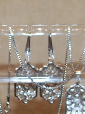 Purple/Silver JEWELRY SET Includes Earrings (1½" x ¾") with Wire Hook & PENDANT (1½" x ¾") on a Silver Tone...