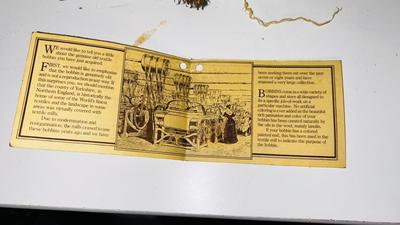 OLD SEWING NOTION ITEMS