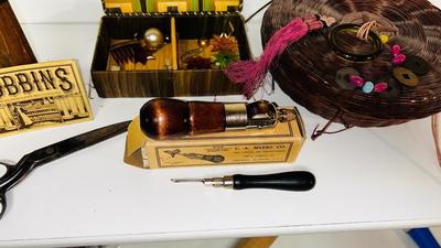 OLD SEWING NOTION ITEMS