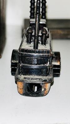 RIVERBOAT PENCIL SHARPENER, NEAT SINCLAIR LIGHTER, VTG LIGHTER, NEWSPAPER PRINT LEAD.