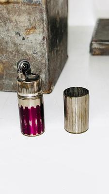 RIVERBOAT PENCIL SHARPENER, NEAT SINCLAIR LIGHTER, VTG LIGHTER, NEWSPAPER PRINT LEAD.