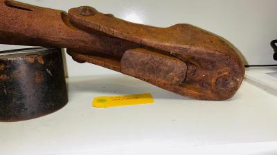 ADVANCED CAR RAILCAR MOVER/JACK AND RAIL CAR ROLLER OUT OF WHEEL BEARING