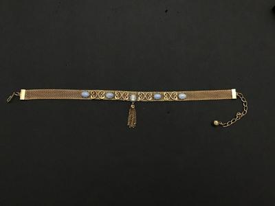 Beautiful Gold Tone Mesh Vintage Cameo Choker Necklace