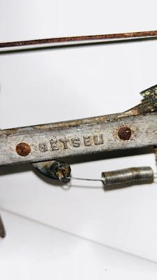 ANTIQUE GETSUM COMPANY GOPHER TRAP AND ANOTHER ANIMAL TRAP