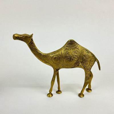 1041 Pair Of Vintage Brass Camel Figures