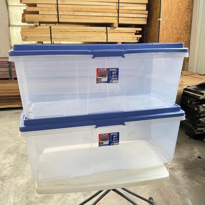 1073 Two Hefty Hi-Rise Storage Bins