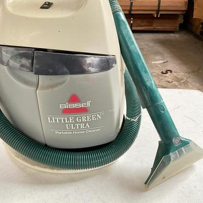 1077 Bissell Carpet Cleaner