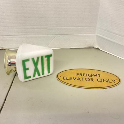 1082 Exit Lamp & Freight Elevator Only Sign