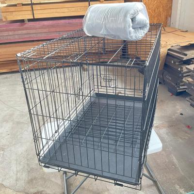1086 Metal Dog Crate With New Mat