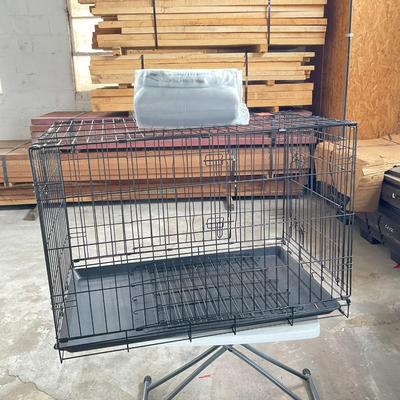 1086 Metal Dog Crate With New Mat