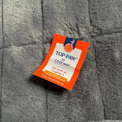 1087 Soft Top Paw Dog Crate With Mat