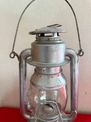 DIETZ NO 22 LANTERN
