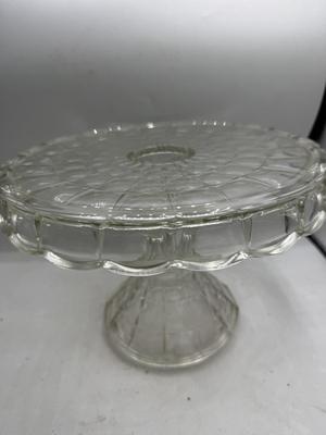 Clear glass cake pedestal stand/ruffle edge