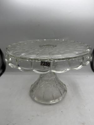 Clear glass cake pedestal stand/ruffle edge