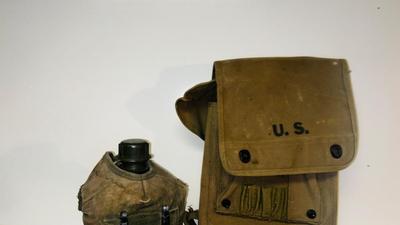 WORLD WAR II US ARMY M-1938 MAP CASE/DISPATCH SATCHEL AND M-1910 ARMY ISSUED CANTEEN OF THE SAME ERA