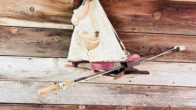 ANTIQUE SPREADER/BROAD CASTER FOR SEED OR FERTILIZER