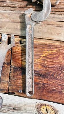 OLD WRENCHES FOR DIFFERENT APPLICATIONS