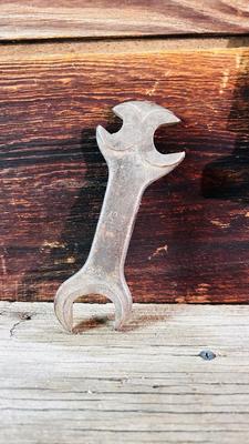 OLD WRENCHES FOR DIFFERENT APPLICATIONS