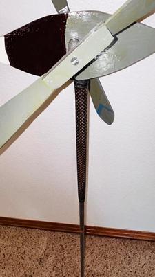 THE ROADRUNNER AND THE MALLARD FLYERS YARD ART