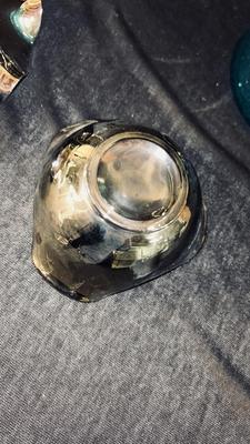 ELEGANT DORTHY THORPE MCM SILVER FADE APPETIZER/DESERT SERVING SET AND HAND BLOWN BLUE RUFFLED GLASS VASE