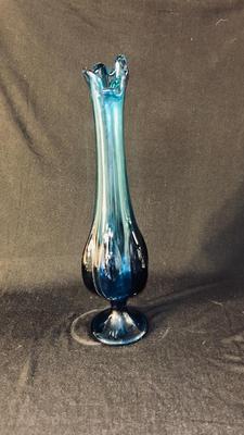 MCM VIKING EPIC BLUE ART GLASS SWUNG VASE