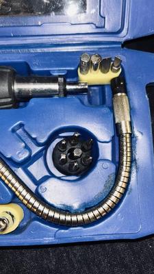 DREMEL TOOL, ANGLE DRIVER RATCHETING SCREW DRIVER AND A HOT DRIVER FLEXIBLE RATCHETING SCREWDRIVER