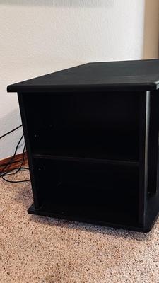 SMALLER TV STAND AND SONY CDP-CE315 5 DISC CD PLAYER WITH REMOTE