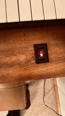 KIMBALL TEMPTATION ORGAN WITH BENCH