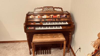 KIMBALL TEMPTATION ORGAN WITH BENCH