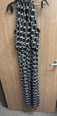 Sale Photo Thumbnail #46: Labels removed possibly a size 10 or 12.  Good condition.