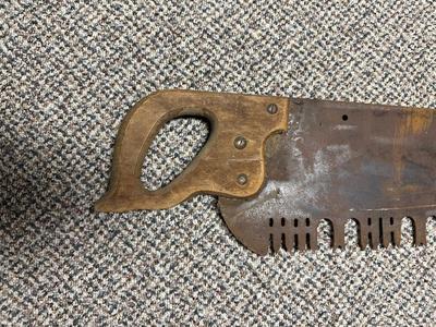 ANTIQUE DISSTON CROSSCUT 2 MAN HAND SAW