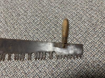 ANTIQUE DISSTON CROSSCUT 2 MAN HAND SAW