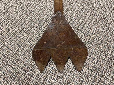 ANTIQUE HAY KNIFE OR HAY CUTTER