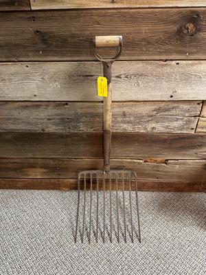 ANTIQUE SUGAR BEET FORK