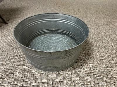 24" GALVANIZED STEEL TUB