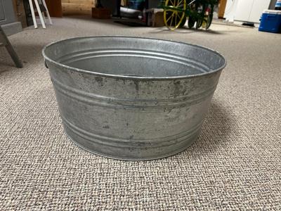 24" GALVANIZED STEEL TUB