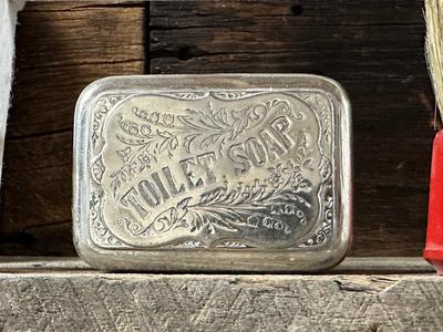 GLASS WASHBOARD, SHAVING LATHER BRUSH, SOAP & HOLDER PLUS ROUND MIRROR