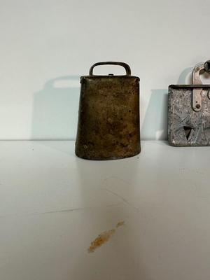 VINTAGE METAL CALF WEANER AND 2 COW BELLS