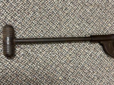 VINTAGE HEAVY DUTY PIPE CUTTER