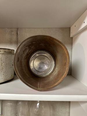 OLD HOUSEHOLD TINS