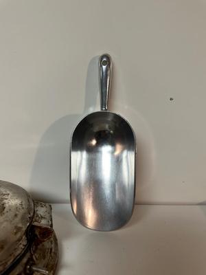 VINTAGE KITCHEN ITEMS