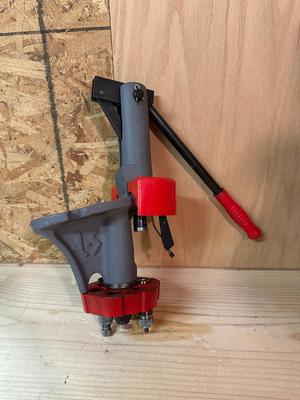LYMAN 6 STATION TURRET RELOADING PRESS