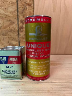 2 CONTAINERS OF SMOKELESS POWDER FOR RIFLES, PISTOLS & SHOTGUNS