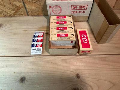 LARGE PISTOL PRIMERS