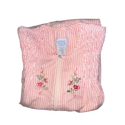 Lot of Women's Lightweight Housecoats - Snap and Zip - M/L