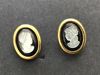 Sale Photo Thumbnail #105: See pictures