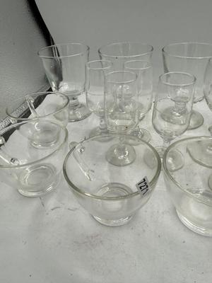 Miscellaneous glassware